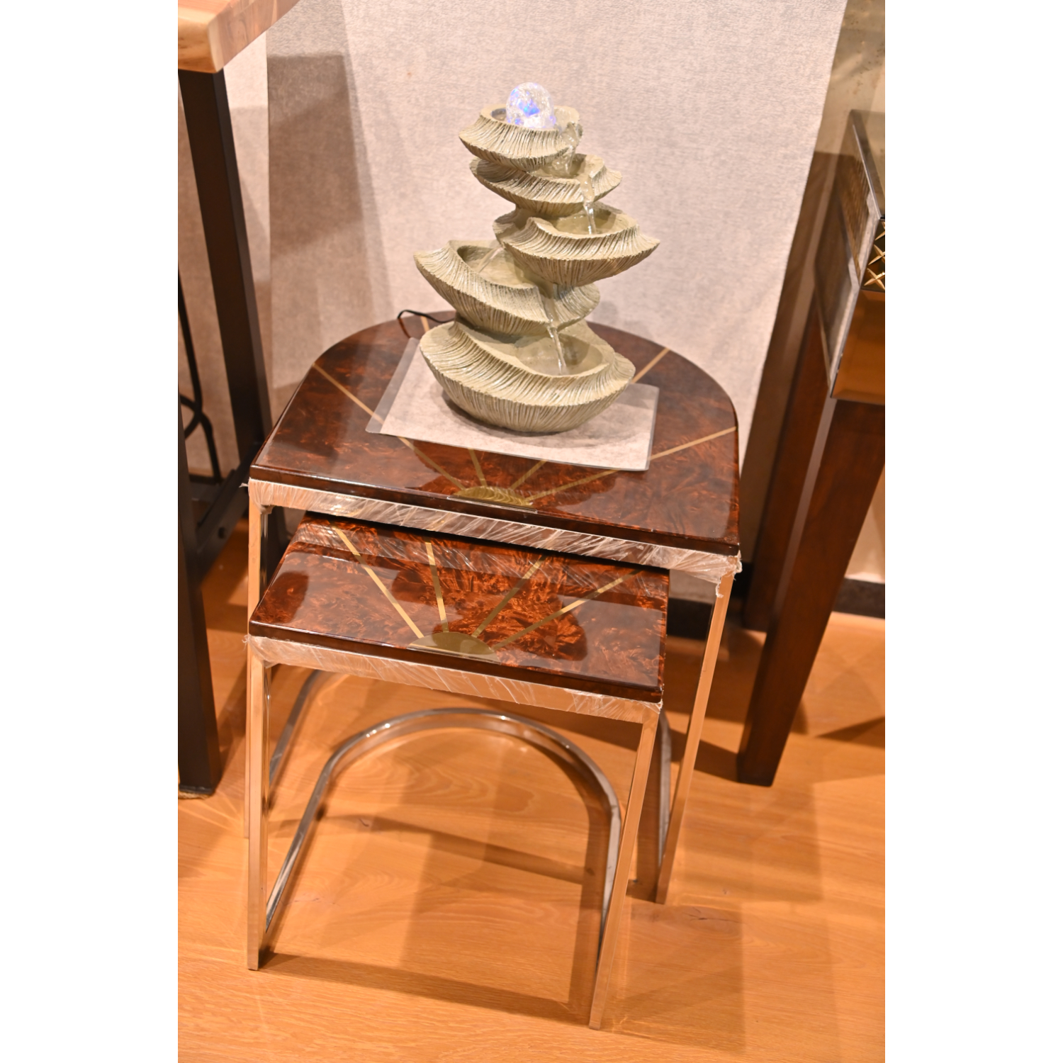 Wood Secrets Mini spiral water fountain with ball